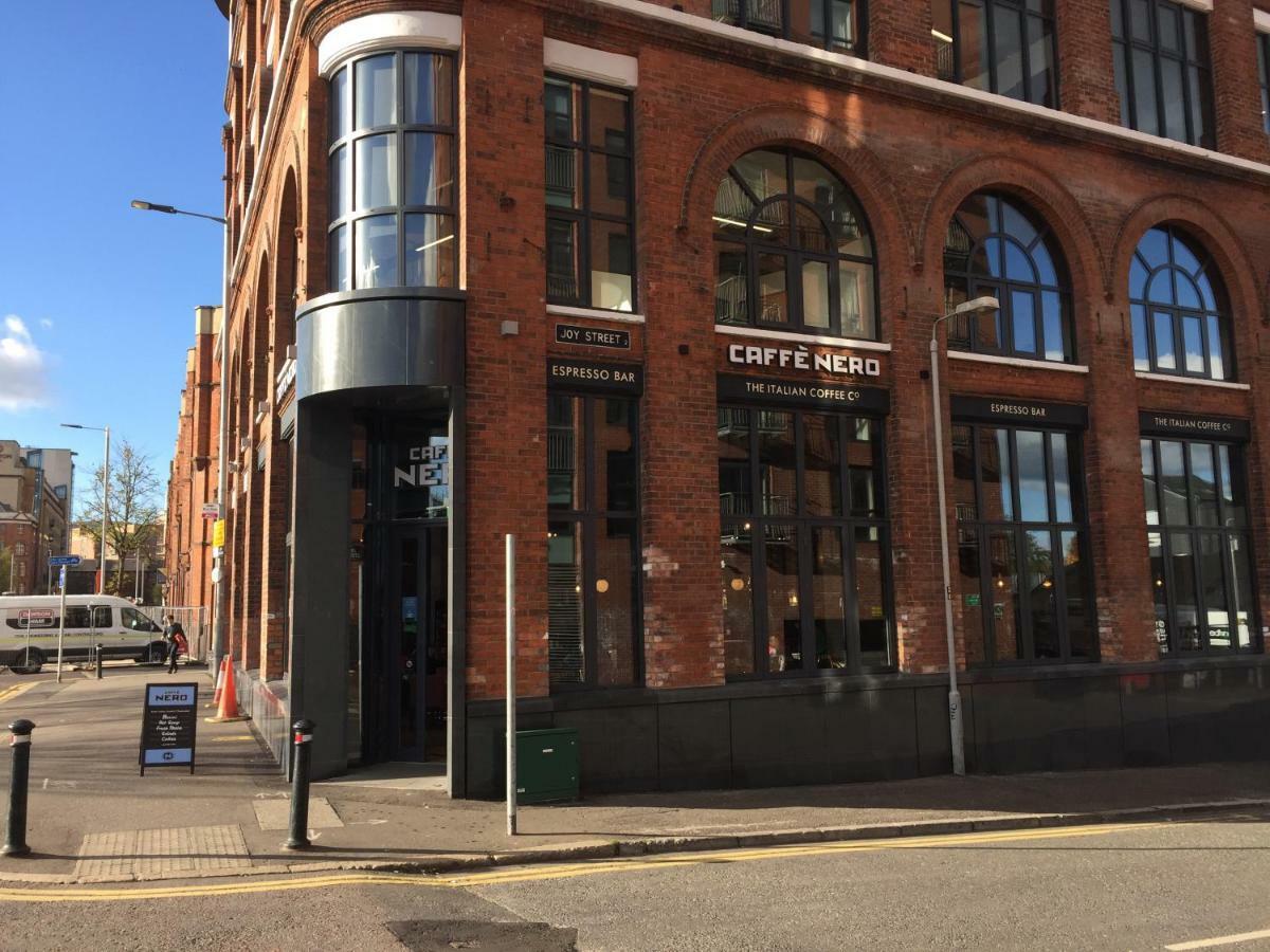 City Centre Belfast Free Parking Exteriör bild
